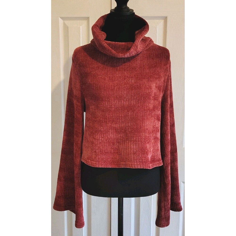 MINKPINK Whole Hearted Masala Red Velvet Chenille Cowl Neck Cropped Bell Sleeve